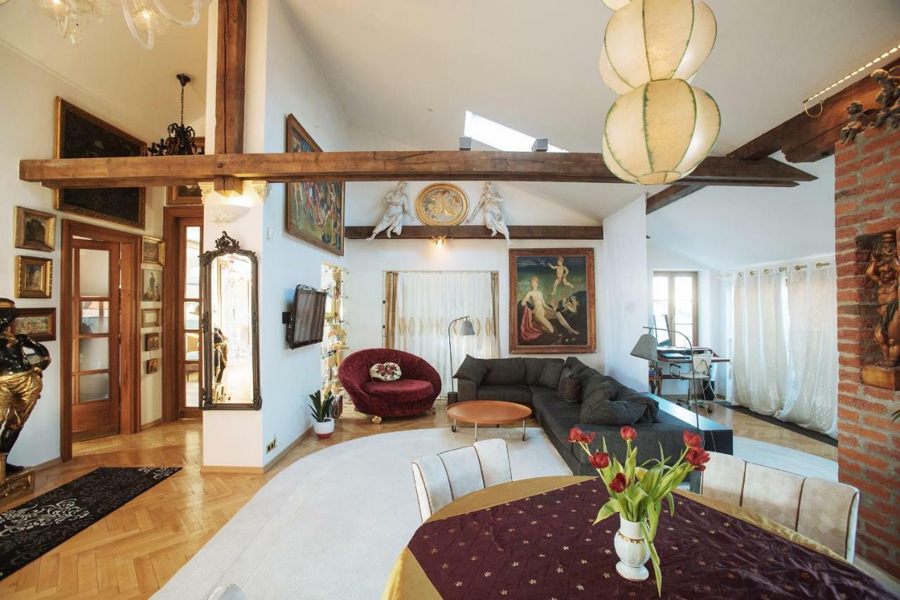 プラハUnique Luxury Loft With Terrace In Old Townアパートメント エクステリア 写真