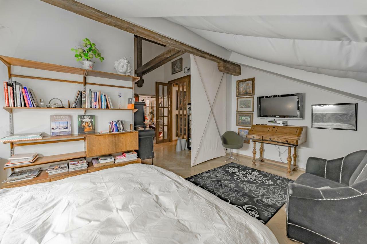 プラハUnique Luxury Loft With Terrace In Old Townアパートメント エクステリア 写真